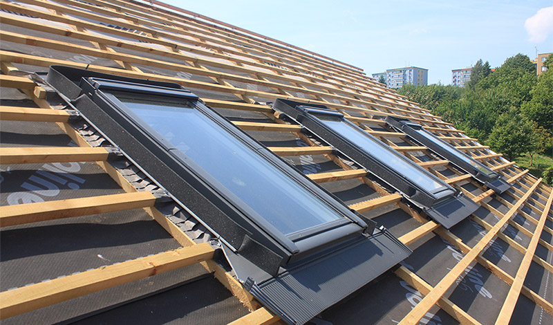 pose-de-velux-sur-toiture